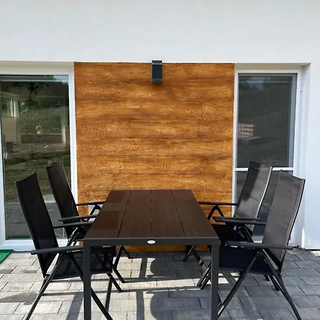 Semesterbostad „domek W Lawendach”