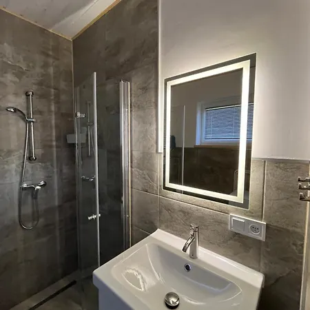 „domek W Lawendach” Semesterbostad *